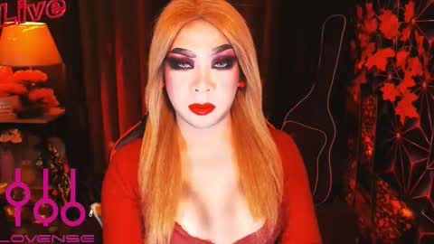 THE QUEEN ALPHA   Queen Medusa Prey online show from September 8, 5:22 pm