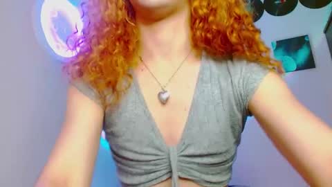 Snapshot of meghan_devil_ chatting on October 22, 6:04 am meghan_devil_ online show from October 22, 6:04 am