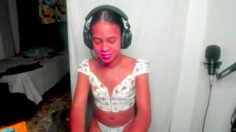 Meghan Alexandra Susex Fenty online show from February 13, 7:43 pm