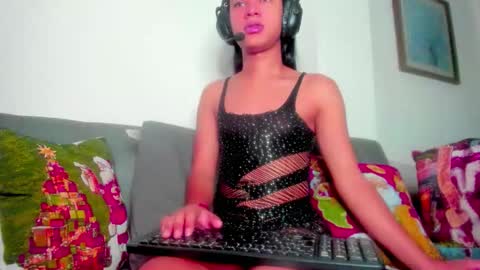 Meghan Alexandra Susex Fenty online show from March 2, 8:38 pm