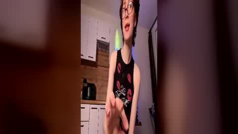 mellisa999 online show from June 19, 7:51 pm