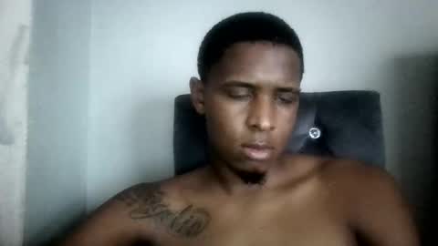 melvin961p online show from May 15, 4:48 pm