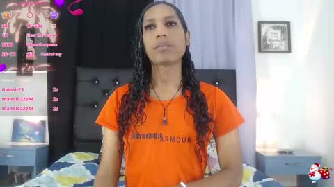 MiaCoock online show from December 3, 2:32 pm