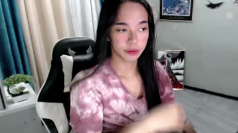 Mia online show from January 25, 7:16 pm