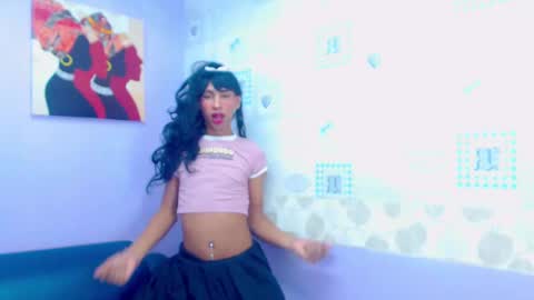 Snapshot of michael_twuis chatting on December 13, 3:05 am I AM MICHAEL online show from December 13, 3:05 am