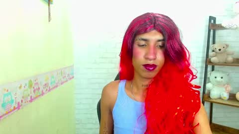 Snapshot of michael_twuis chatting on January 12, 2:24 am I AM MICHAEL online show from January 12, 2:24 am