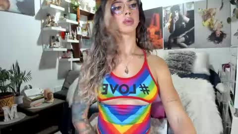 michelle apihel online show from July 23, 9:24 pm