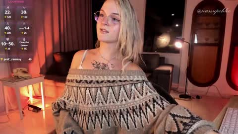 Chloe freelance model Please your thumbs up are important  online show from January 31, 12:17 am