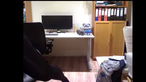 misterbobbyxx online show from February 27, 11:37 pm