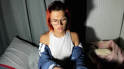 Momo online show from March 2, 8:27 am