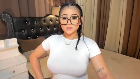 Ruthie online show from March 3, 2:22 am