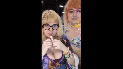 Snapshot of myrtlemystic chatting on October 24, 10:04 pm Myrtle Faust online show from October 24, 10:04 pm