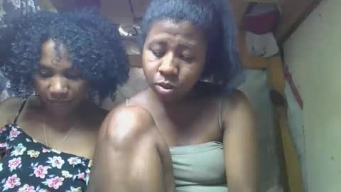 nadiasando online show from January 12, 8:43 am