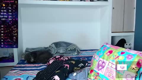 Natalia Jaramillo online show from February 1, 8:51 pm