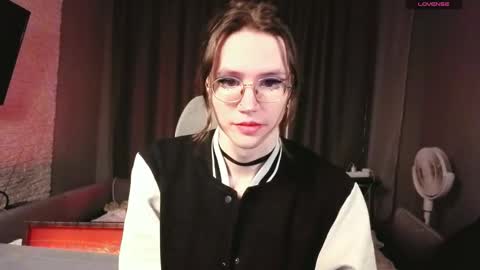 This name is so sexy you cant pronounce it. online show from December 18, 1:00 am