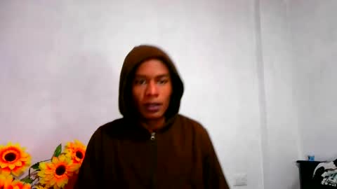 Noah Millers online show from November 10, 7:37 pm