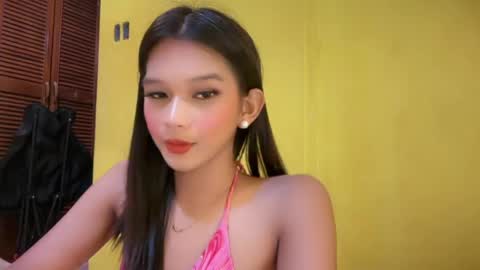 nova_licious online show from June 4, 1:03 pm