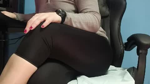 nowandimmediately online show from February 3, 12:32 pm