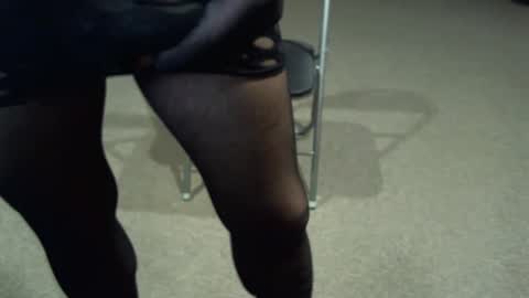 nylonslutbitch online show from March 11, 9:59 pm