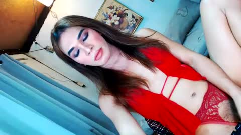 IM CHIE  DONT FORGET TO FOLLOW ME  MAKE ME SMILE HERE  THUMB UP FOR 25TOK  online show from August 3, 3:07 pm