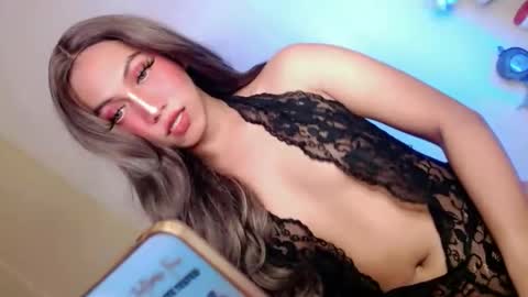 Jaz online show from May 31, 2:02 pm
