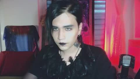 In bio online show from November 14, 6:43 am