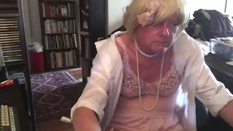 Pantyvioletlace online show from December 15, 5:42 pm