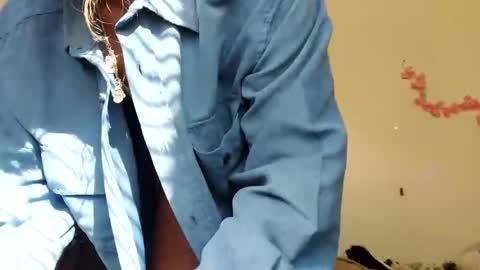 pastel_prince_boy online show from March 1, 6:21 pm