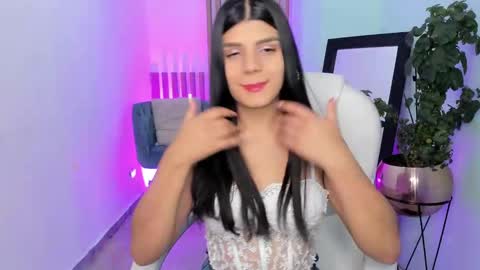 Paulina Belle online show from January 15, 4:36 am