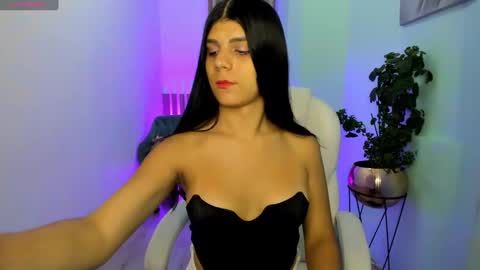Paulina Belle online show from February 6, 4:53 am