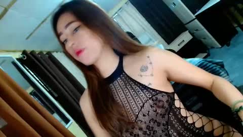 Sweet Gwen online show from February 18, 7:27 am