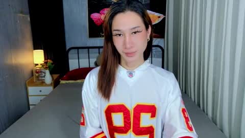 Chloe online show from November 6, 3:17 am