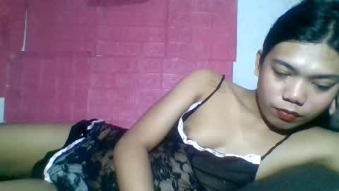 Snapshot of petite_jzee chatting on October 20, 10:29 am jzee online show from October 20, 10:29 am