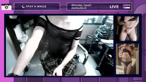 porcelain_tears01 online show from May 21, 11:17 am
