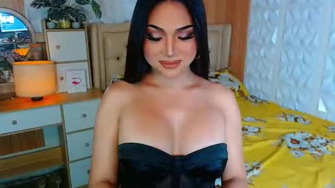 prettysexymaria online show from October 9, 12:17 pm