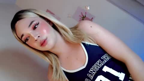 CHESKA FUCK online show from July 6, 3:03 pm