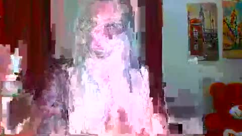 queensteffi online show from October 21, 7:15 pm