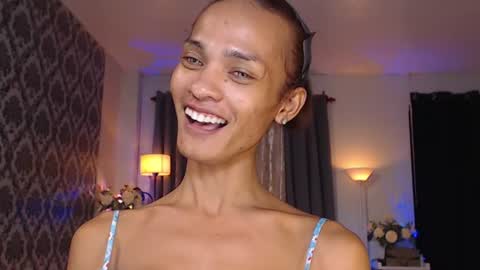 ValentinaMoone online show from June 19, 1:15 pm