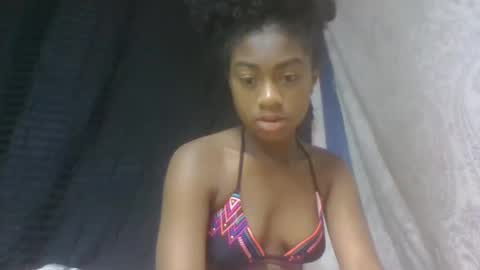 razafyjoela online show from December 14, 8:04 pm