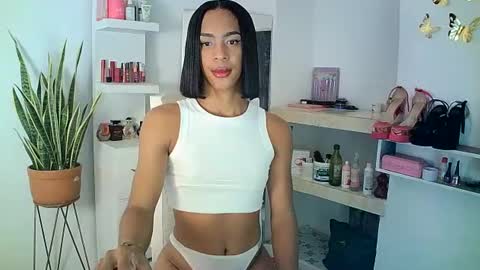 Rosalinda online show from March 8, 7:05 am