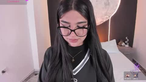 Rose online show from November 26, 3:03 pm