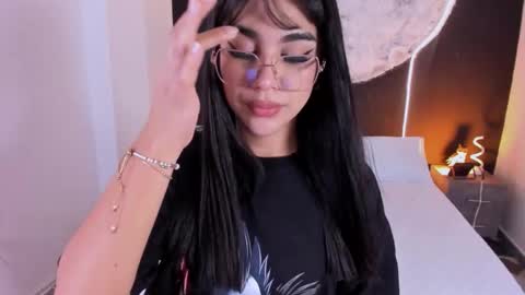 Rose online show from December 5, 2:45 pm