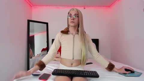 Sophia online show from December 21, 8:58 pm