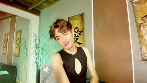    online show from February 3, 1:30 pm