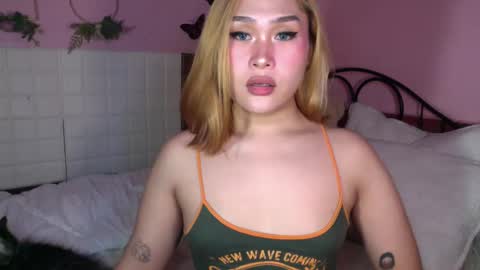 Sarah Drews   Super model online show from January 14, 8:26 pm