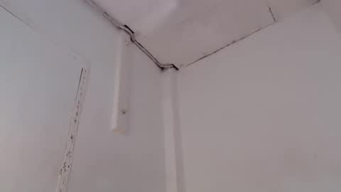    online show from March 6, 10:27 am