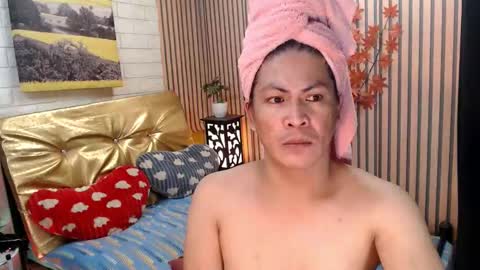 Snapshot of service_me711 chatting on February 3, 6:56 am call me MILES online show from February 3, 6:56 am