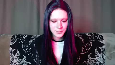 Nextdoor Princess online show from June 20, 6:11 pm