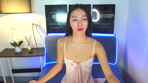 sexxyhotasianladyboy online show from May 30, 11:08 am