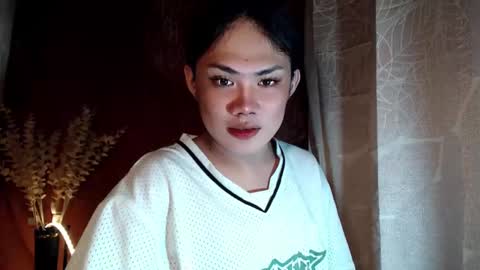 Snapshot of sexy_rc18 chatting on January 6, 2:47 pm RC online show from January 6, 2:47 pm